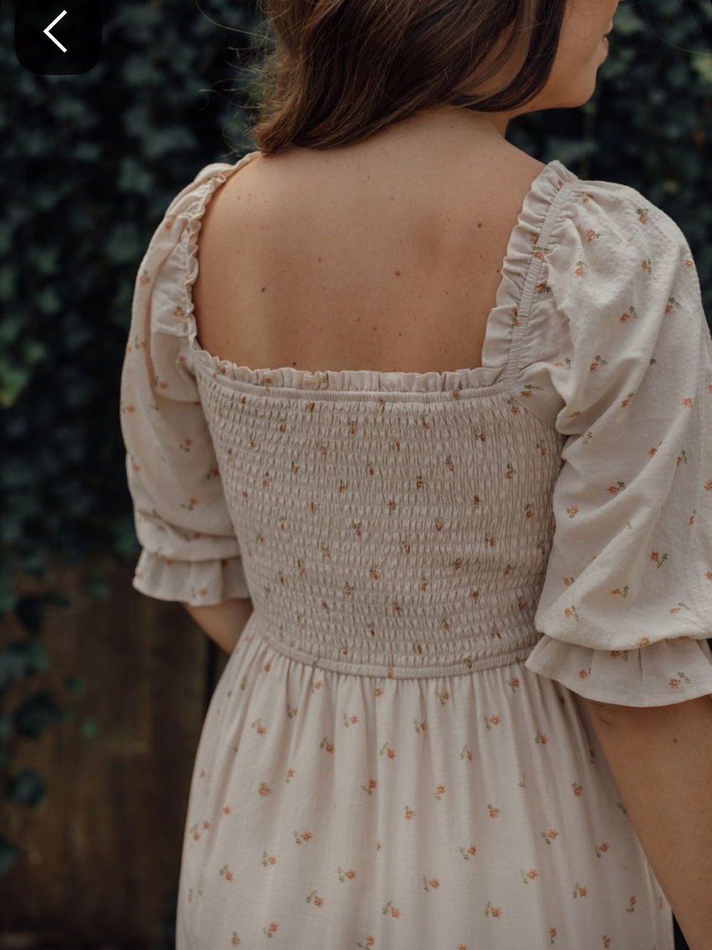 Neuflora Ashland Dress in Vintage Flora!
Smocked Midi - Picture 4 of 9